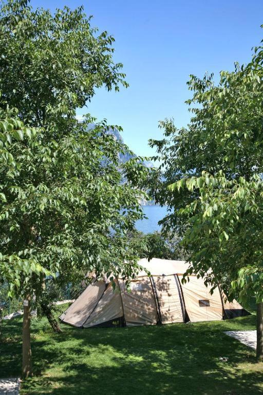 Alpino - Nature Village Camping *