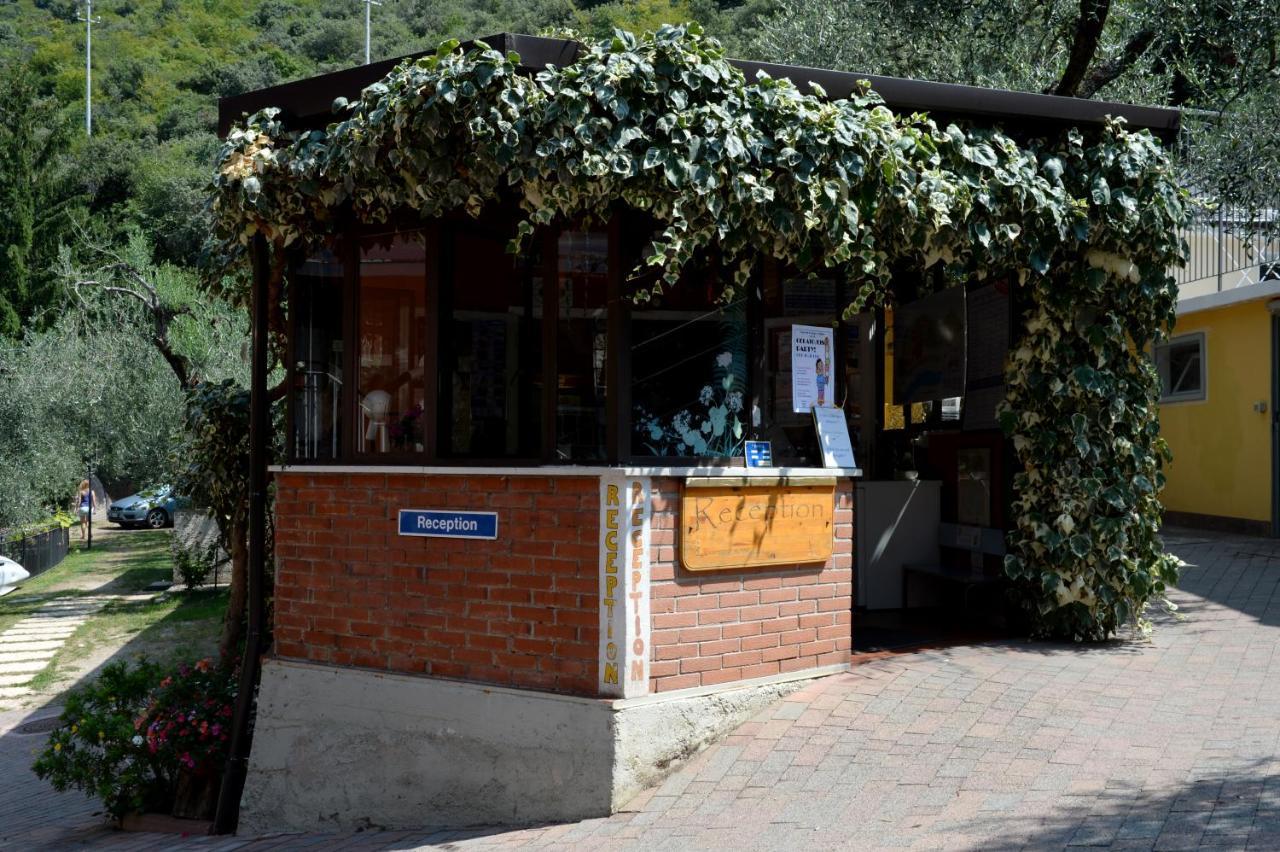Alpino - Nature Village Camping *